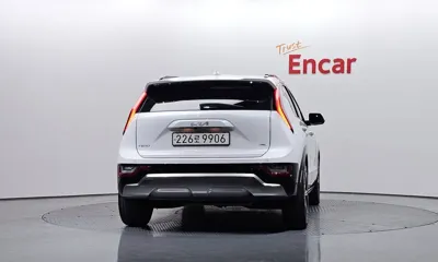 Kia Niro 2023, 122546 км, за 12994.86 USD