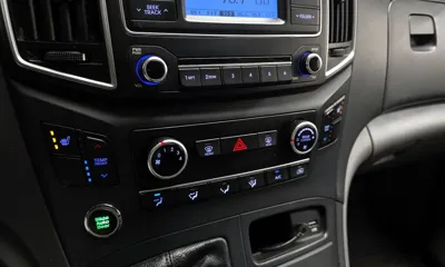 Hyundai Starex 2018, 152756 км, за 6557.7 USD - фото 18
