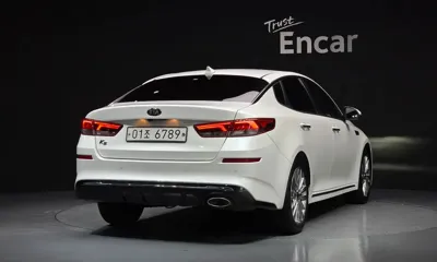 Kia K5 2019, 120544 км, за 8523.29 USD
