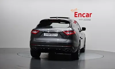 Maserati Levante 2017, 92393 км, за 21530.79 USD