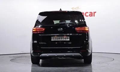 Kia Canival 2020, 108266 км, за 10397.34 USD
