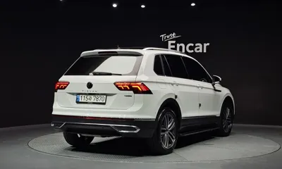 Volkswagen Tiguan 2023, 42916 км, за 41975.17 USD