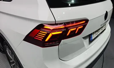 Volkswagen Tiguan 2023, 42916 км, за 41975.17 USD - фото 23