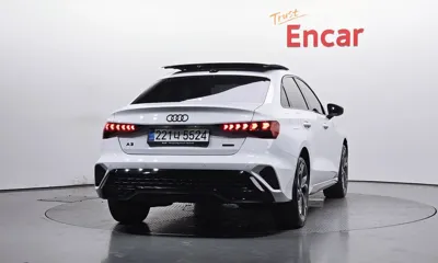 Audi A3 2025, 12572 км, за 23246.72 USD