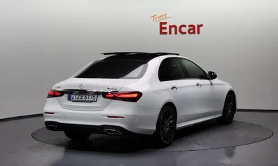 Mercedes-Benz E-Class 2023, 12396 км, за 37165.53 USD