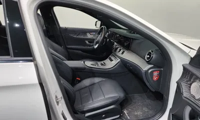 Mercedes-Benz E-Class 2023, 12396 км, за 37165.53 USD - фото 11