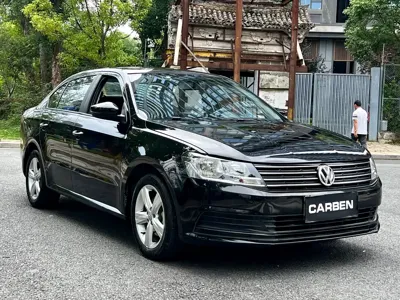 Volkswagen Lavida 2017, 100000 км, за 4225.72 USD