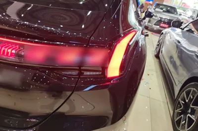 Zeekr 001 2022, 111500 км, за 20681 USD