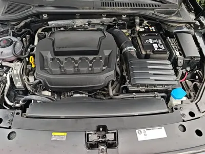 Volkswagen Passat 2024, 4100 км, за 20423.38 USD - фото 10
