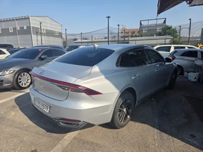 Hyundai Grandeur 2020, 349738 км, за 6370.67 USD