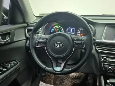 Kia K5 2018, 50611 км, за 10437.18 USD - фото 9