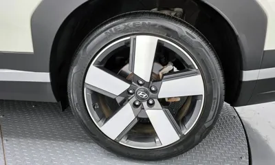 Hyundai Santafe 2024, 41236 км, за 22464.48 USD