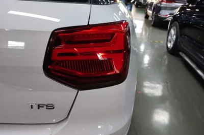 Audi Q2L 2018, 109200 км, за 11342 USD - фото 9