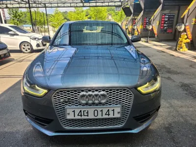 Audi A4 · 2016 год