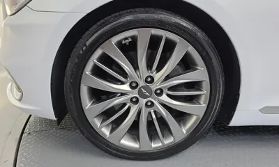 Genesis G80 2017, 86393 км, за 14295 USD