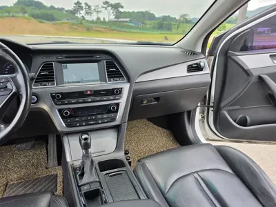 Hyundai Sonata 2015, 295900 км, за 2947.35 USD - фото 16