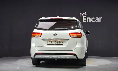 Kia Canival 2016, 170618 км, за 5579.62 USD