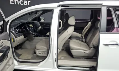 Kia Canival 2016, 170618 км, за 5579.62 USD - фото 10