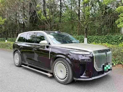 Voyah 岚图泰山 · 2026 год