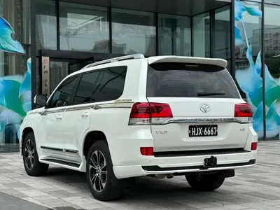 Toyota Land Cruiser 2018, 190000 км, за 49439.89 USD - фото 7