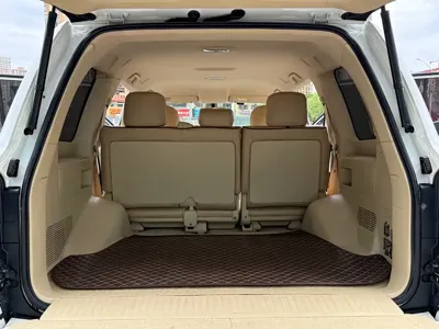 Toyota Land Cruiser 2018, 190000 км, за 49439.89 USD - фото 10