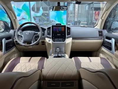 Toyota Land Cruiser 2018, 190000 км, за 49439.89 USD - фото 14