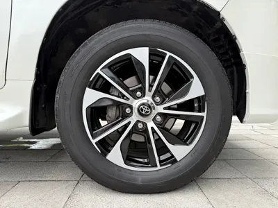 Toyota Land Cruiser 2018, 190000 км, за 49439.89 USD - фото 18