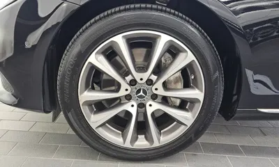 Mercedes-Benz E-Class 2019, 75319 км, за 15885.52 USD