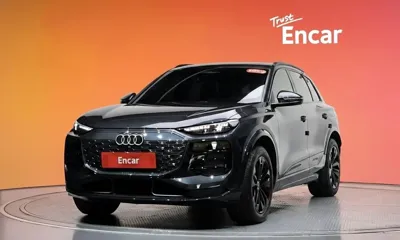 Audi Q6 e-tron · 2025 год