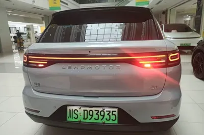 Leapmotor C11 2026, 10800 км, за 23143 USD
