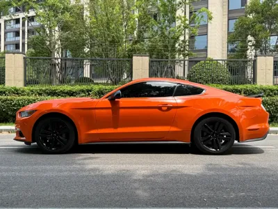 Ford Mustang 2016, 80000 км, за 12789.33 USD