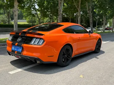 Ford Mustang 2016, 80000 км, за 12789.33 USD - фото 9