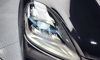 Porsche Cayenne 2023, 49156 км, за 59907.51 USD - фото 22