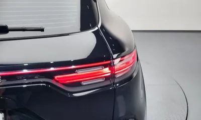 Porsche Cayenne 2023, 49156 км, за 59907.51 USD - фото 23