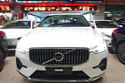 Volvo XC60 New Energy 2024, 27100 км, за 30958 USD