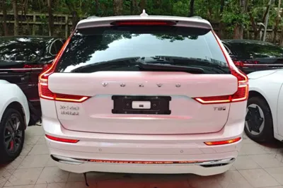 Volvo XC60 New Energy 2024, 27100 км, за 30958 USD