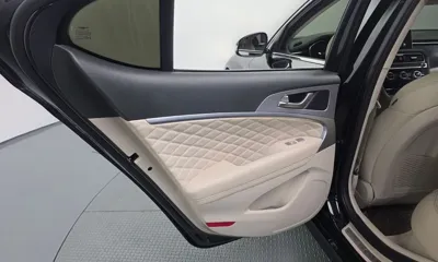 Genesis G70 2020, 158303 км, за 10986.15 USD - фото 25