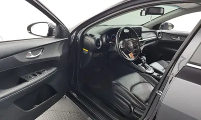 Kia K3 2019, 97345 км, за 7548.9 USD - фото 10