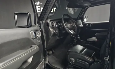 Jeep Wrangler 2021, 49235 км, за 28298.23 USD - фото 10