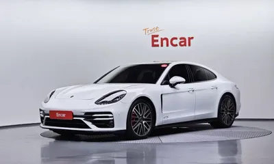 Porsche Panamera · 2022 год