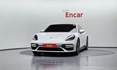 Porsche Panamera 2022, 3016 км, за 98000.55 USD
