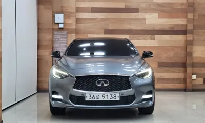 Infiniti Q30 2017, 33625 км, за 7540.79 USD - фото 3