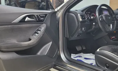 Infiniti Q30 2017, 33625 км, за 7540.79 USD - фото 16