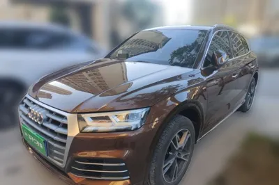 Audi Q5L · 2018 год