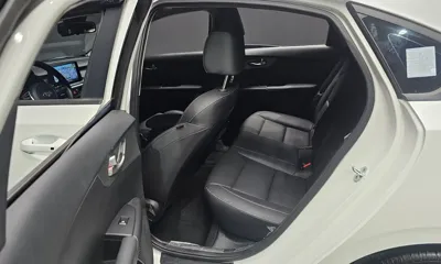 Kia K3 2021, 62333 км, за 8391.89 USD - фото 12