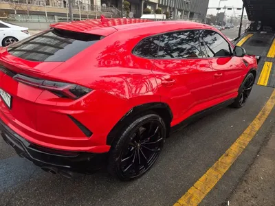 Lamborghini Urus 2021, 41500 км, за 162517.01 USD - фото 2