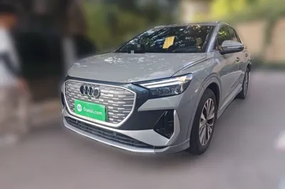 Audi Q4 e-tron · 2022 год