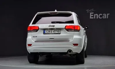 Jeep Cherokee 2021, 52285 км, за 17509.08 USD