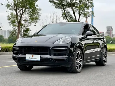 Porsche Cayenne · 2023 год