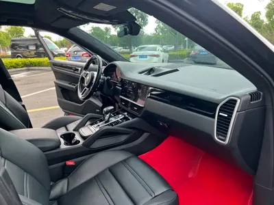 Porsche Cayenne 2023, 77000 км, за 81157.53 USD - фото 9